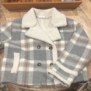 ALTAR’D STATE Gray and Cream Sherpa Jacket